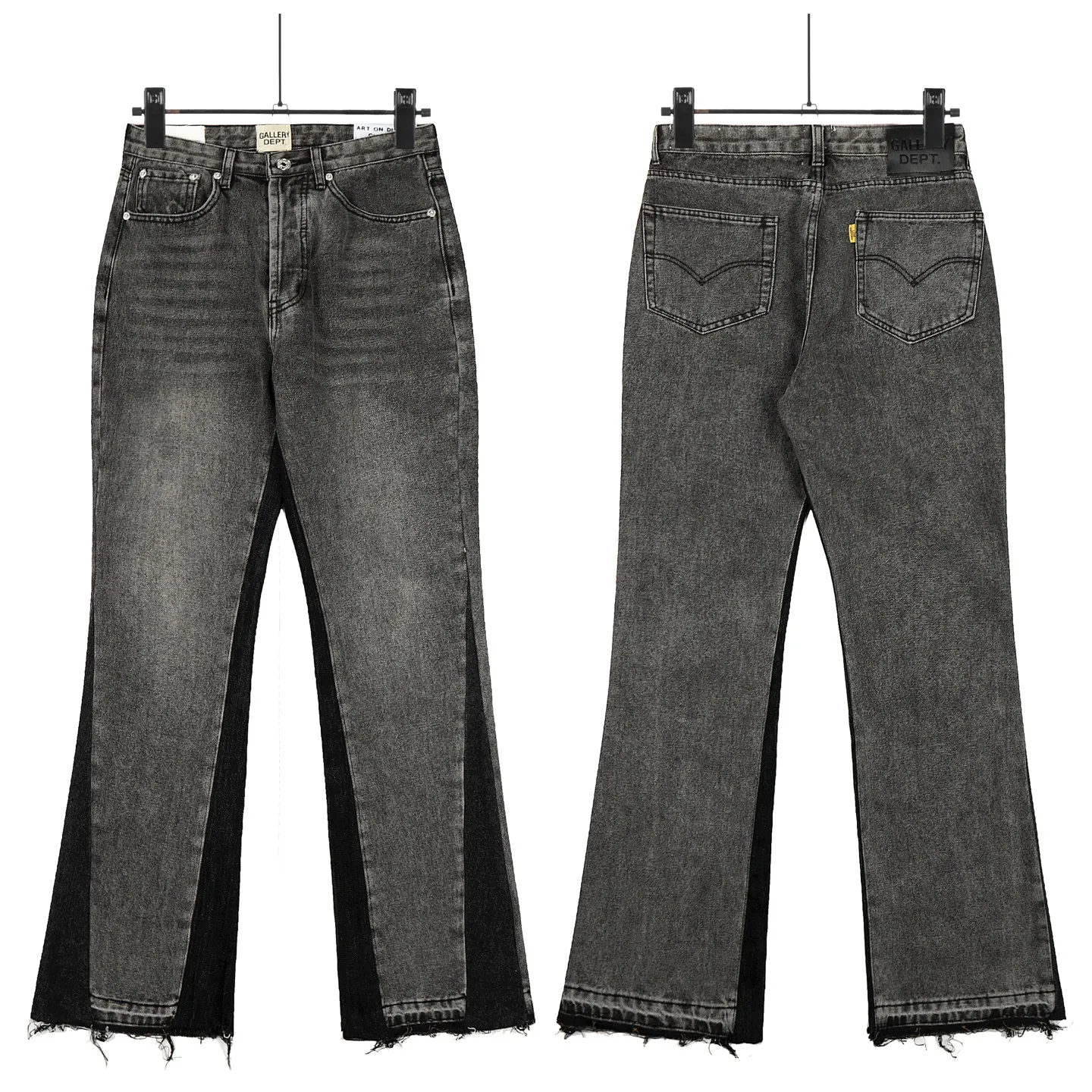 #8212 P246💰 GALLERY DEPT. LA Flared The first generation of Vintage spliced loose washed flared jeans - The original version is purchased and patterned to truly restore the ultimate texture of Vintage - The original hardware accessories, washed and other elevators, QR code analysis are all purchased from the original factory, high degree of restoration, you are welcome to compare with a certain product ~ - Three-dimensional version, loose and comfortable, not picky about the figure, taller and slimmer, factory Seiko, original factory quality control, same style for men and women, can be matched with couples Versatile recommendation: must-have jeans for all seasons - Sizes: 28 30 32 34 36